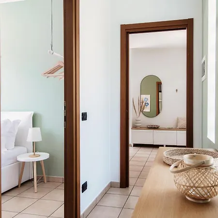 Casa Olivo By Quokka 360 - Flat With Sun Terrace In Cernobbio